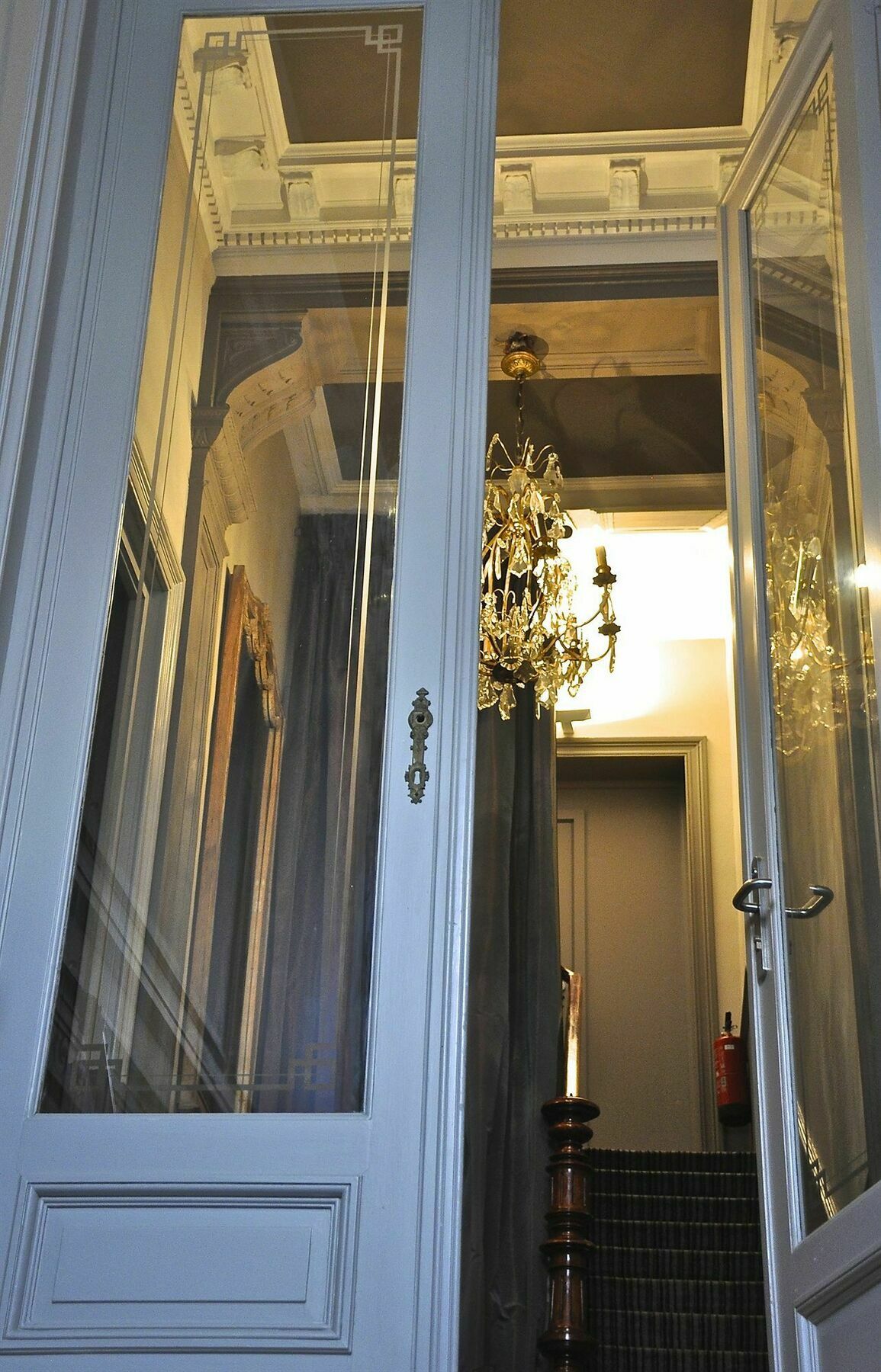 B&B Un Jardin En Ville Saint-Gilles Exterior photo